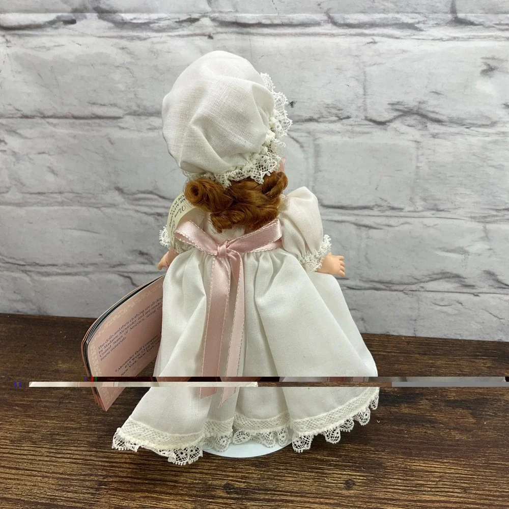 Madame‎ Alexander 8